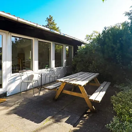 8 Person In Feriehus Ålbæk