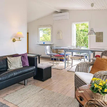 8 Person In Ferienhaus Ålbæk